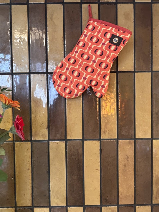 Yesterday's Curtains Oven Glove